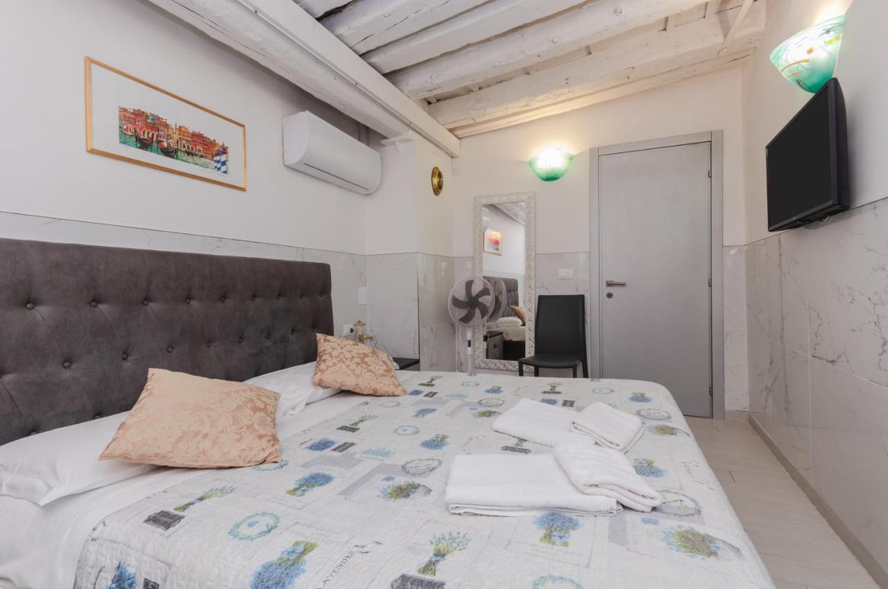 Palazzo Dolfin - Piazza San Marco Lovely Apartment 베니스 외부 사진